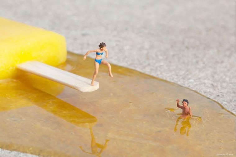 miniaturesque slinkachu street art esquimo plongeon